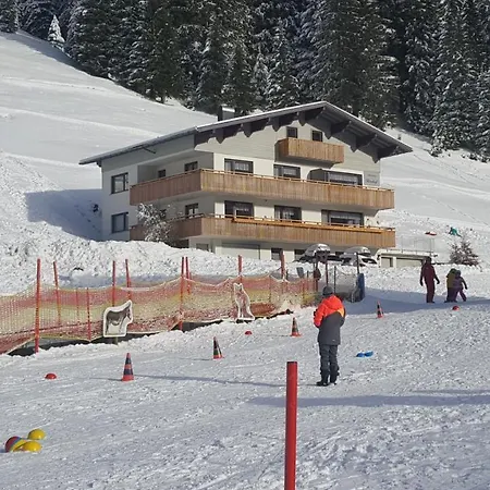 Gästehaus Bischof * Damüls